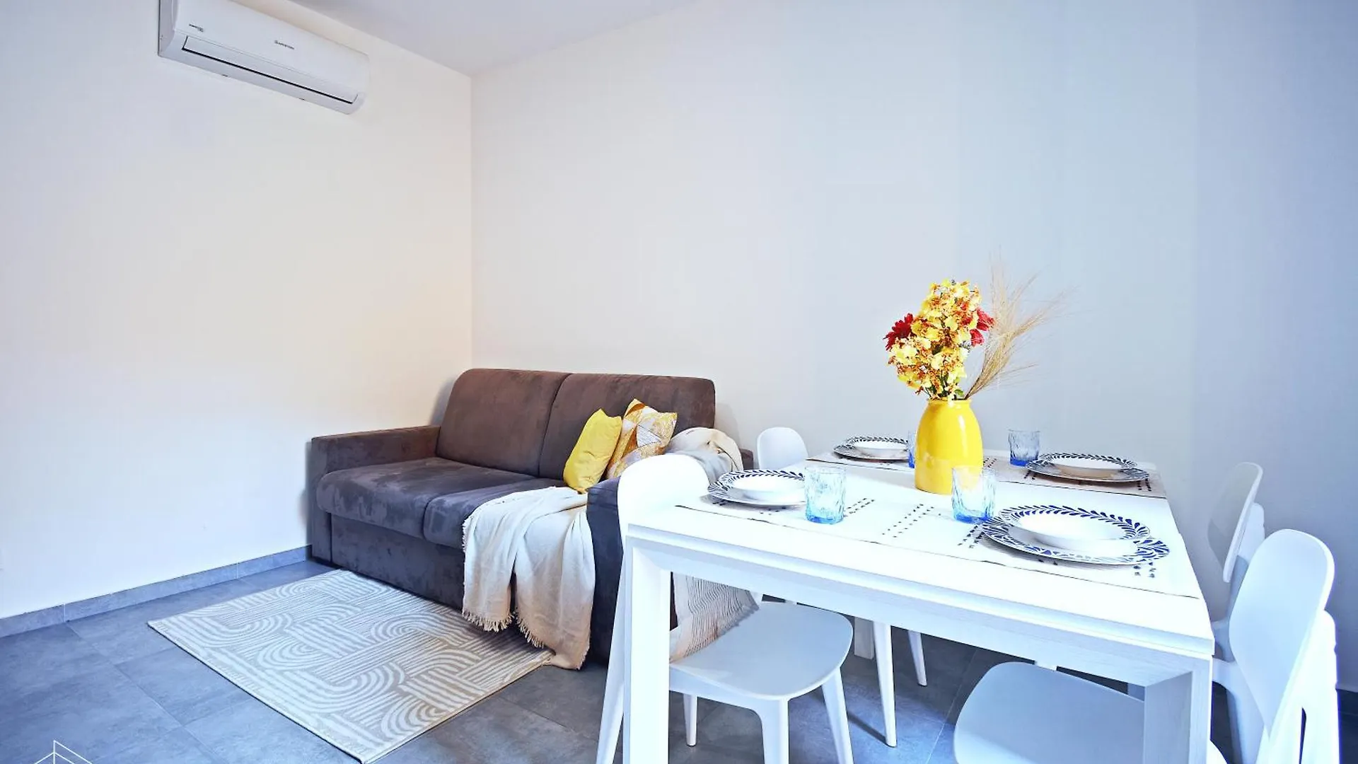 Martha'S Apartment Follonica